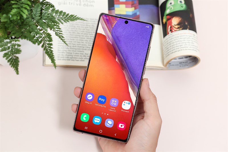 Loạt điện thoại mở khoá bằng khuôn mặt đang ưu đãi xịn sò, giá quá đã Loạt điện thoại mở khoá bằng khuôn mặt đang ưu đãi xịn sò, giá quá đã