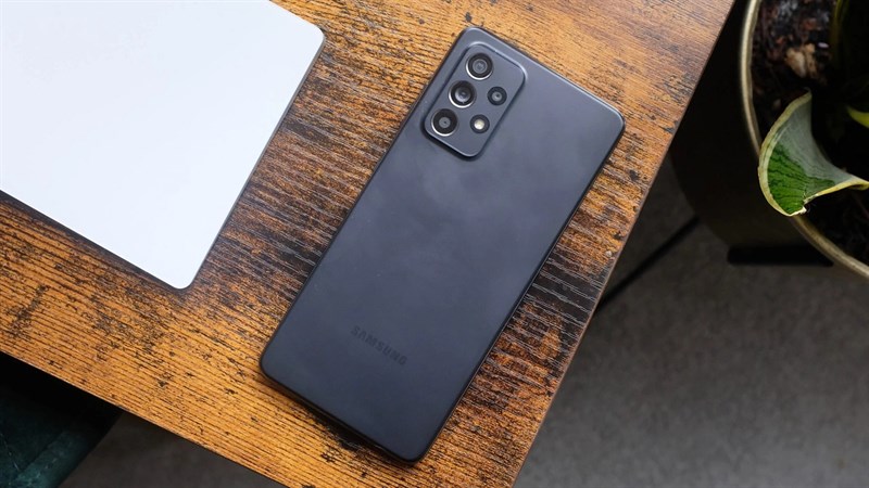 Galaxy A52s 5G lộ nhiều ảnh render với 4 tùy chọn màu sắc khác nhau, trong đó có một màu rất ‘tươi mát’ Galaxy A52s 5G lộ nhiều ảnh render với 4 tùy chọn màu sắc khác nhau, trong đó có một màu rất ‘tươi mát’