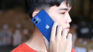 iPhone 12