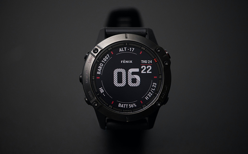 Đồng hồ thông minh Garmin Fenix 6 Sapphire dây silicone có thiết kế thể thao