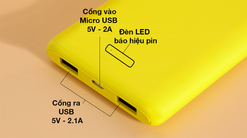 Gồm 2 cổng ra USB và 1 cổng vào Micro USB