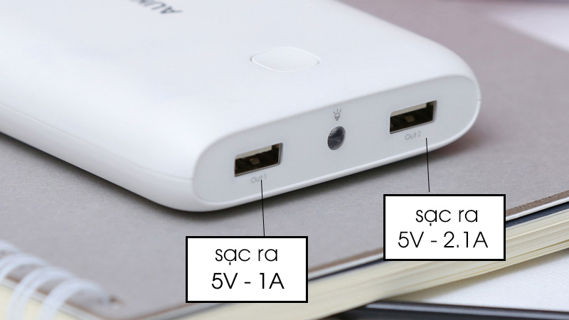 Trang bị 2 cổng sạc, tiết kiệm thời gian