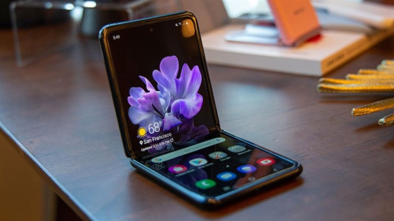 Galaxy Z Fold3 và Z Flip 3 Galaxy Z Fold3 và Z Flip 3