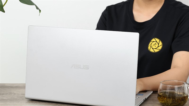 Asus VivoBook X515EA i3 Asus VivoBook X515EA i3