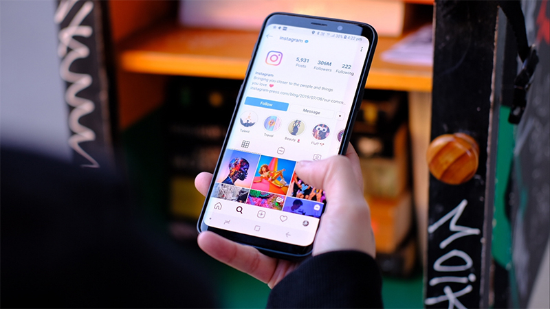 cach-khac-phuc-loi-instagram-khong-hoat-dong-tren-dien9-800x450-1 Hãy đăng nhập sử dụng Instagram trên một điện thoại khác để kiểm chứng lỗi