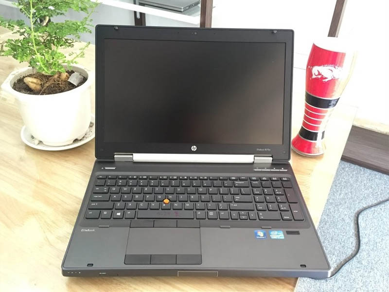 Cận cảnh của chiếc HP Elitebook Workstation