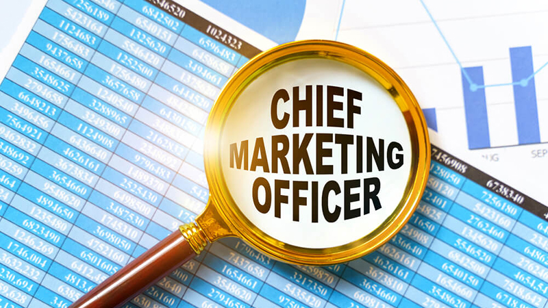 CMO có trách nhiệm phát triển sản phẩm và tìm kiếm khách hàng thông qua các kênh marketing khác nhau