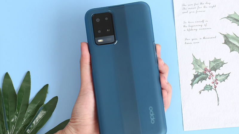 Tháo bỏ ốp lưng, bao da để khắc phục điện thoại OPPO bị nóng