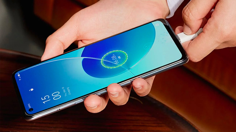 Sạc pin cho điện thoại OPPO sai cách khiến điện thoại OPPO bị nóng