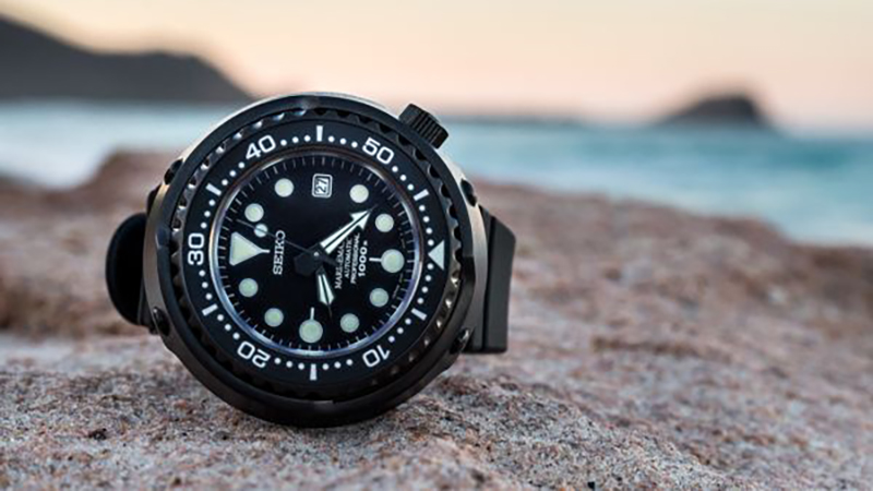 Đồng hồ Kinetic thuộc thương hiệu Seiko Nhật Bản