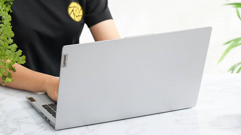 Laptop Lenovo Ideapad 5 sẽ đáp ứng mọi nhu cầu của bạn