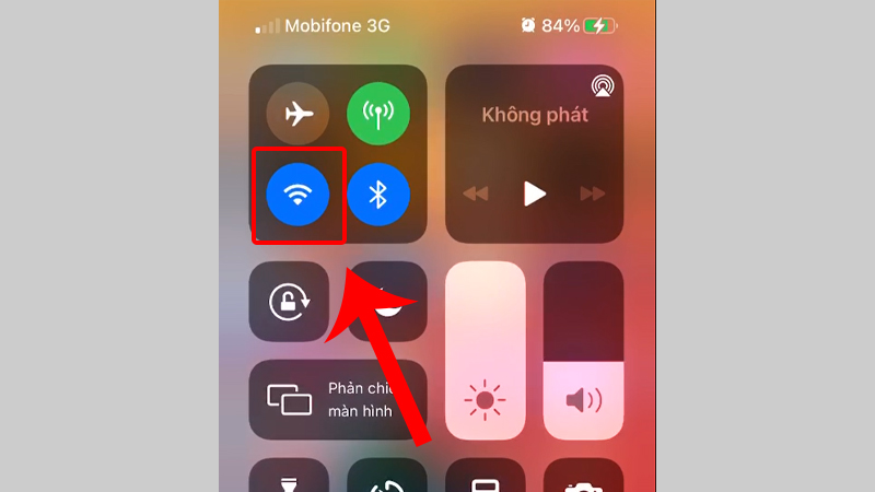 Chạm vào biểu tượng WiFi để bật