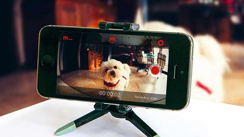 huong-dan-dung-smartphone-cu-lam-camera-giam-sat-6-800x450-1 Lựa chọn vị trí đặt điện thoại phù hợp