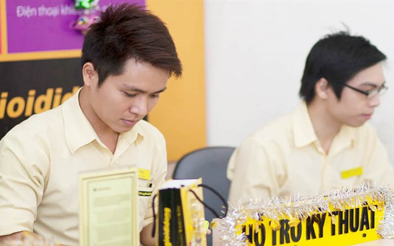 Sửa chữa tại cửa hàng uy tín
