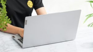 Được giảm 10%, những laptop học tập - văn phòng này giá đang rất hời