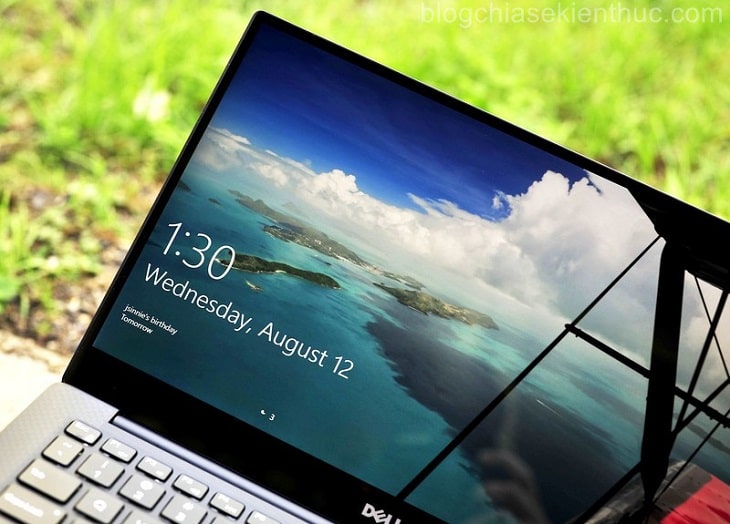 tao-loi-nhan-tren-man-hinh-dang-nhap-windows-10 (1)