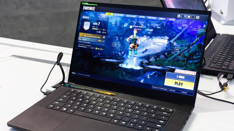 Laptop cao cấp cảu các thương hiệu thường có cấu hình, màn hình chất lượng phù hợp chiến game