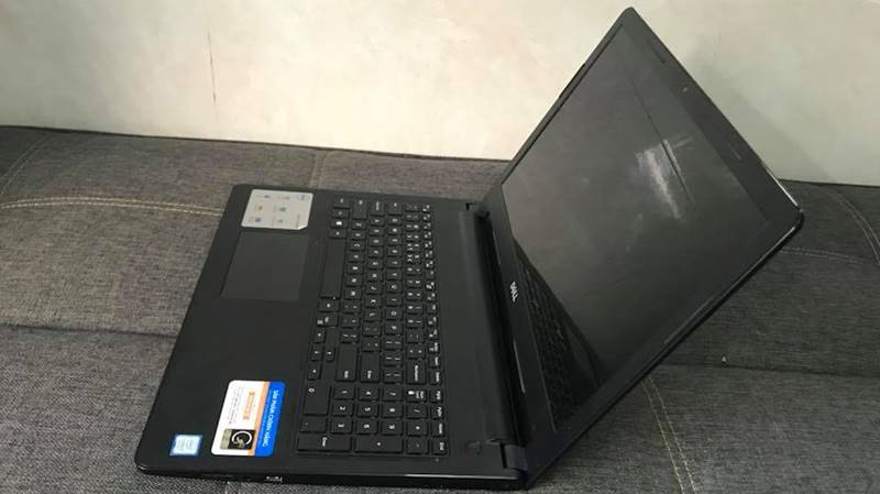 Laptop Dell Inspiron 15 N3567 Core i3