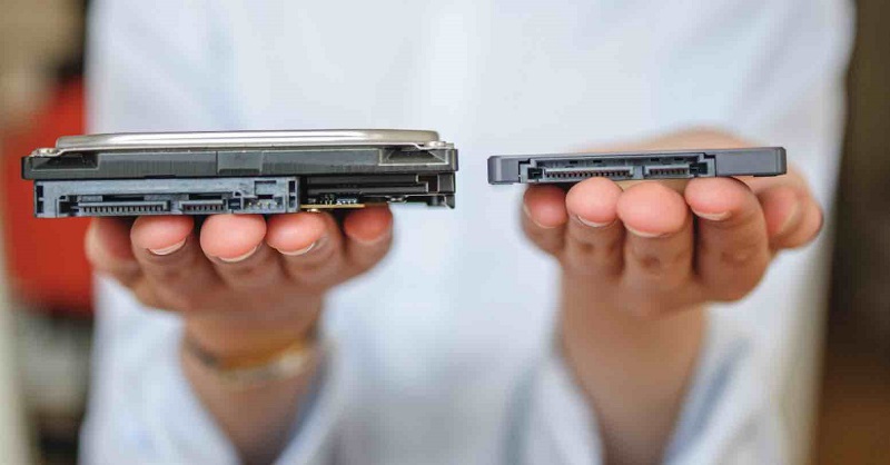 uu-diem-cua-laptop-man-hinh-cam-ung-may-tinh-2-tr-09-800x418-1 Ổ cứng SSD là lựa chọn tốt nhất