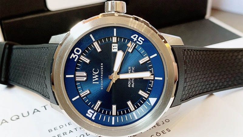 Chiếc đồng hồ Aquatimer