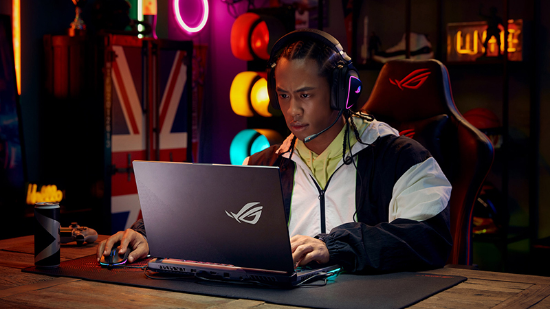 Asus Aura Sync cho phép đồng bộ và điều khiển đèn RGB trên nhiều thiết bị