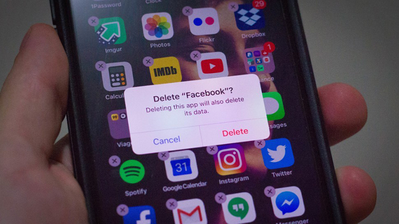 Truy cập AppStore để tải về lại và sử dụng Facebook sau khi xóa ứng dụng