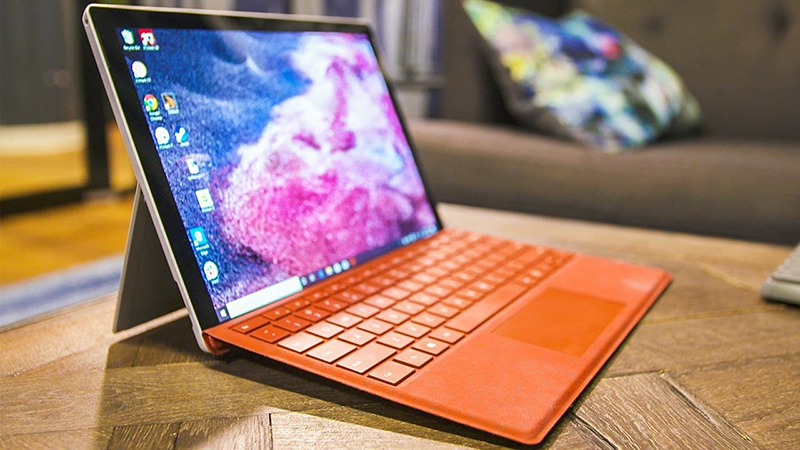 Chromebook độc quyền không cho một phần mềm nào cài đặt được trên thiết bị