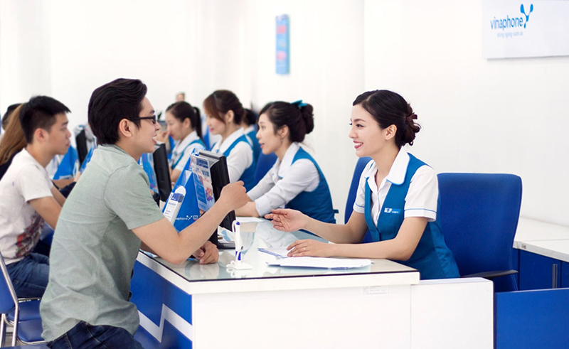 Nếu muốn được hỗ trợ trực tiếp thì có thể đến các điểm giao dịch của nhà mạng