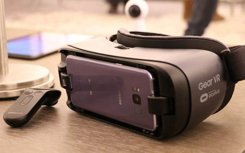 huong-dan-su-dung-kinh-thuc-te-ao-samsung-gear-vr-8-800x500-1 Cố định thiết bị của bạn vào giữa Gear VR
