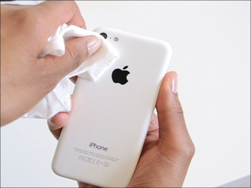 may-anh-iphone-5-cua-toi-chup-anh-gan-khong-ro-net208-800x600-1 Vệ sinh camera bằng khăn mềm