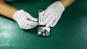 Video tháo lắp Nokia G50: Phần khung cứng cáp, dễ dàng sửa chữa