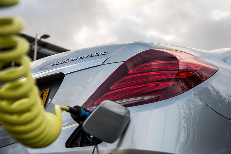 Cổng sạc điện cho xe Plug-in Hybrid