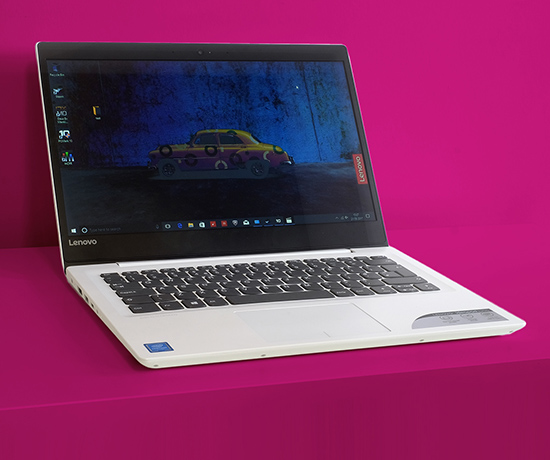 Lenovo 320 ở mức giá tầm trung với bộ xử lý Intel i5- 7200U.