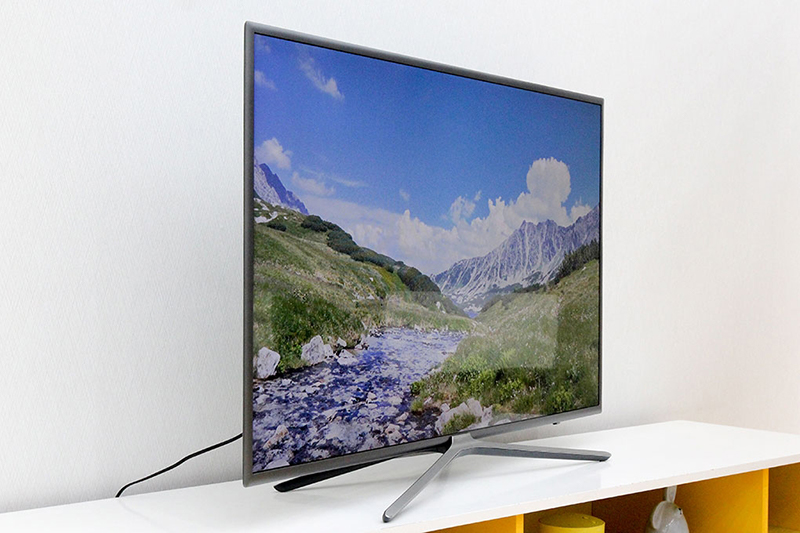 Màn hình Full HD có kích thước từ 40 đến 50 inch