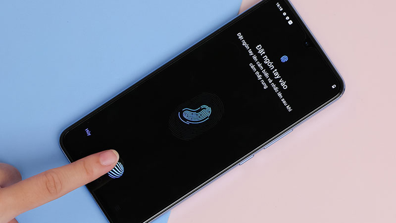 Vivo V21 5G có mở khoá vân tay dưới màn hình