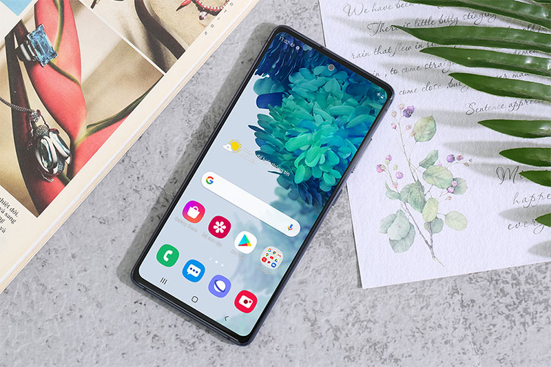 Điện thoại Samsung Galaxy S20 FE